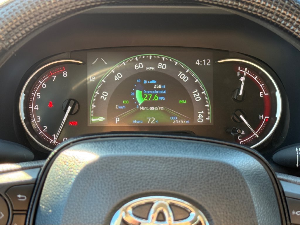 Certified 2025 Toyota RAV4 XLE AWD/4WD image 31