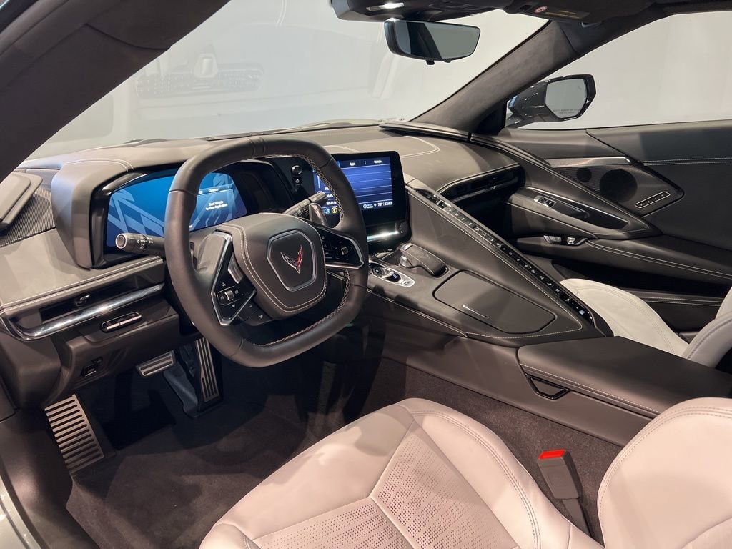 Used 2023 Chevrolet Corvette Stingray Premium Conv w/ Stealth Interior Trim Package image 15