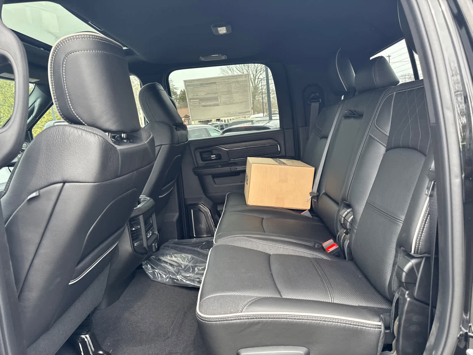 New 2026 RAM 3500 Limited image 29