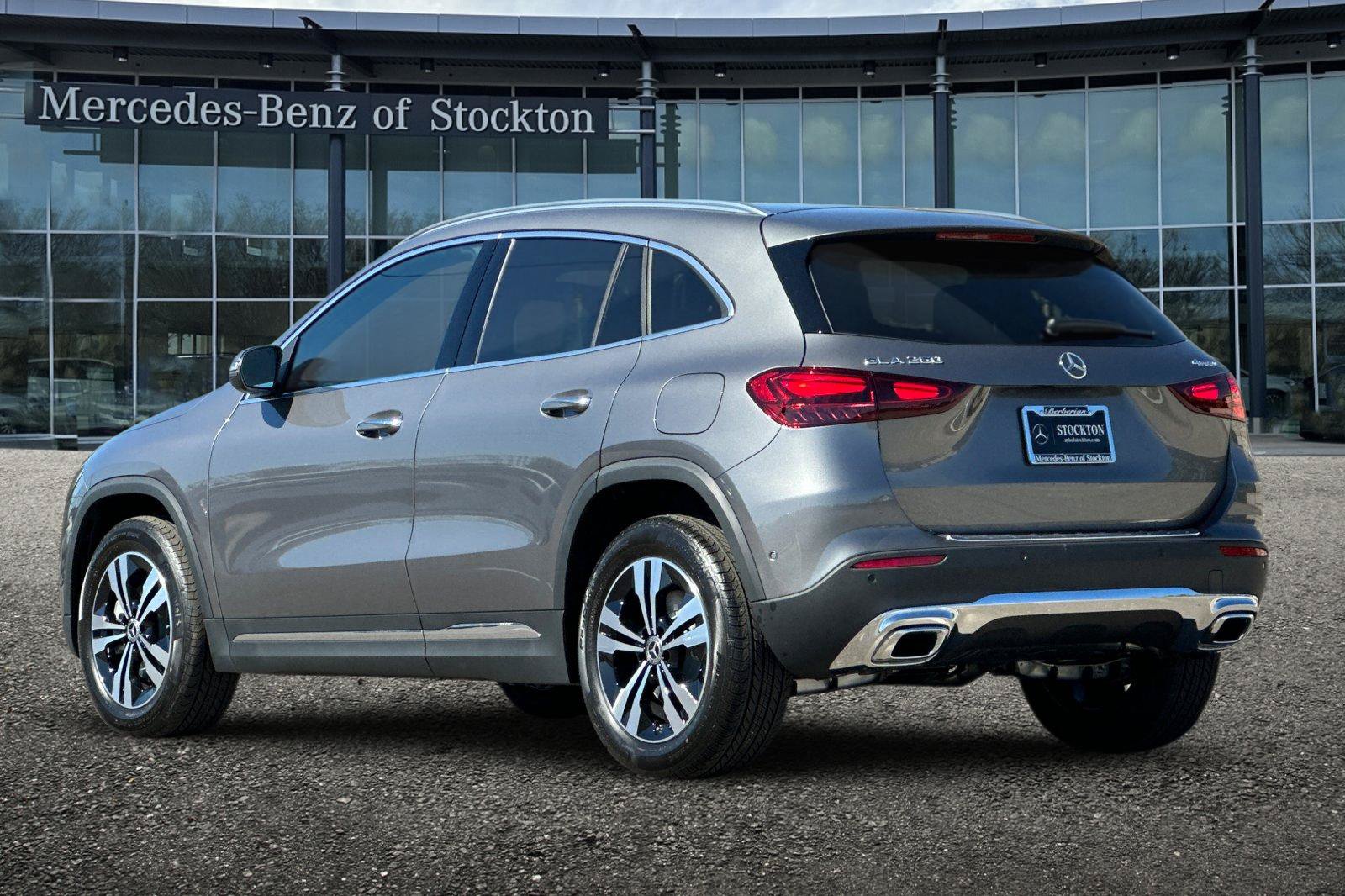 New 2026 Mercedes-Benz GLA 250 4MATIC image 6