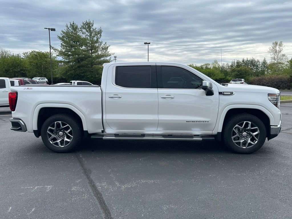 Used 2023 GMC Sierra 1500 SLT w/ SLT Premium Plus Package AWD/4WD image 5
