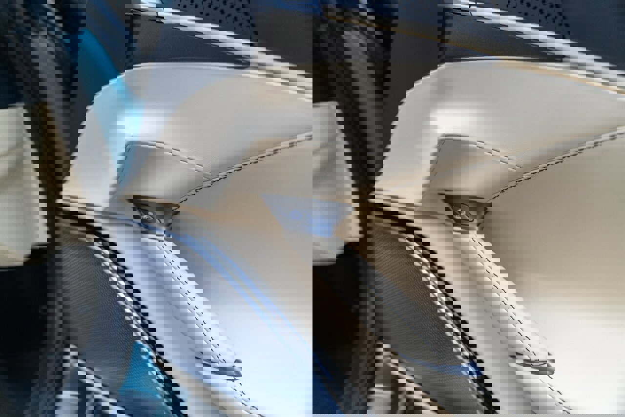 Used 2025 Ferrari Roma Spider image 76