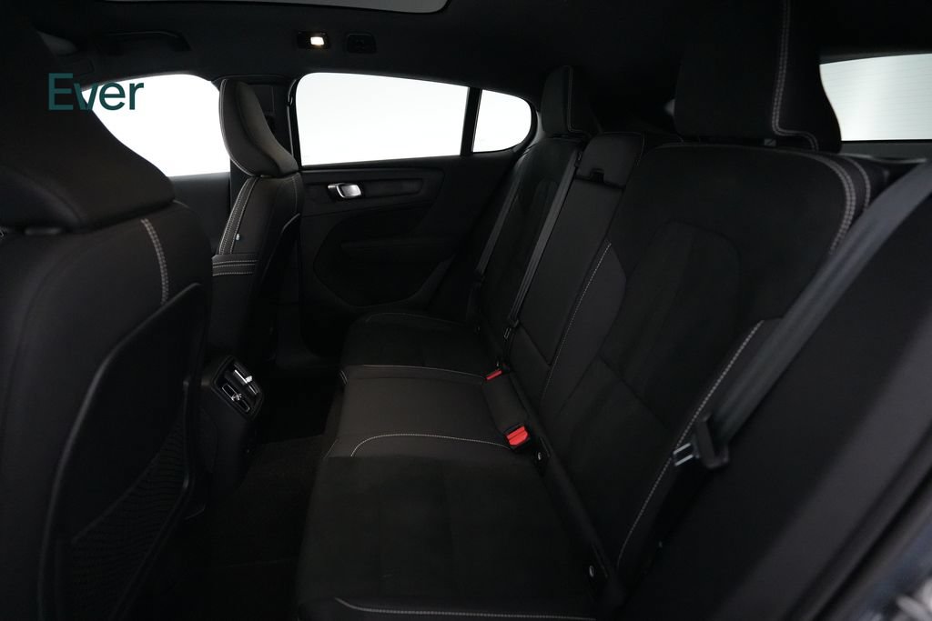 Used 2023 Volvo C40 P8 Recharge Ultimate AWD/4WD image 22