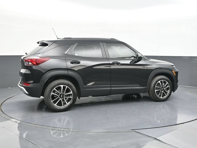 New 2026 Chevrolet TrailBlazer LT w/ Driver Confidence Package FWD image 11