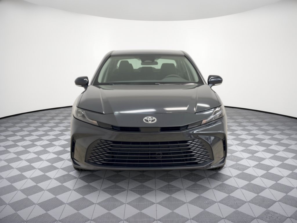 Used 2025 Toyota Camry LE FWD image 6