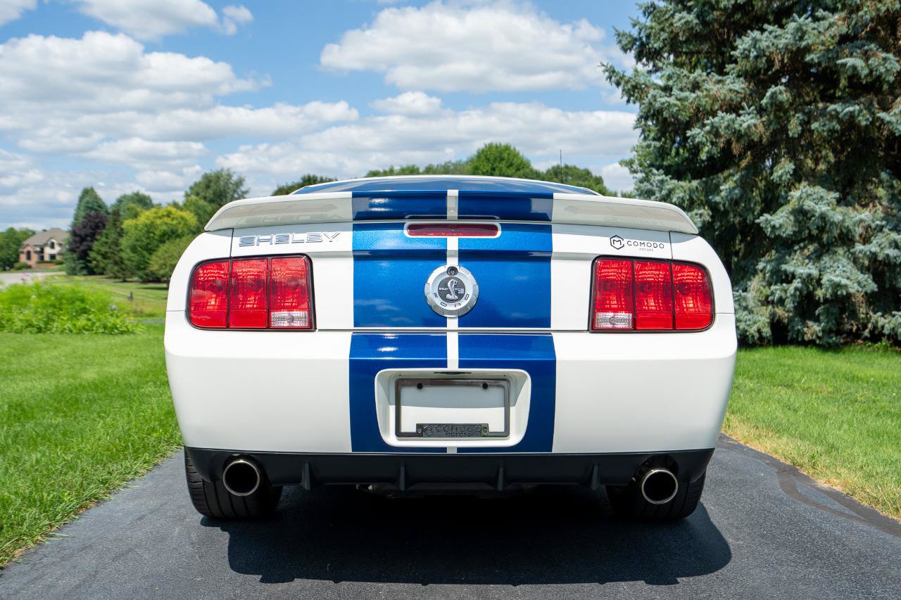 Used 2008 Ford Mustang Shelby GT500 RWD image 4