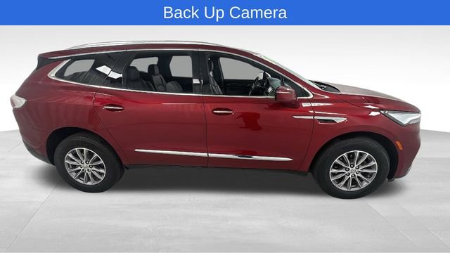 Used 2024 Buick Enclave Premium AWD/4WD image 2