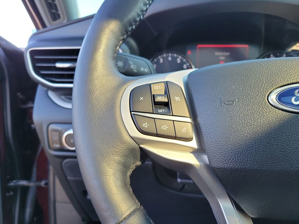 Certified 2023 Ford Explorer XLT w/ Equipment Group 202A image 23