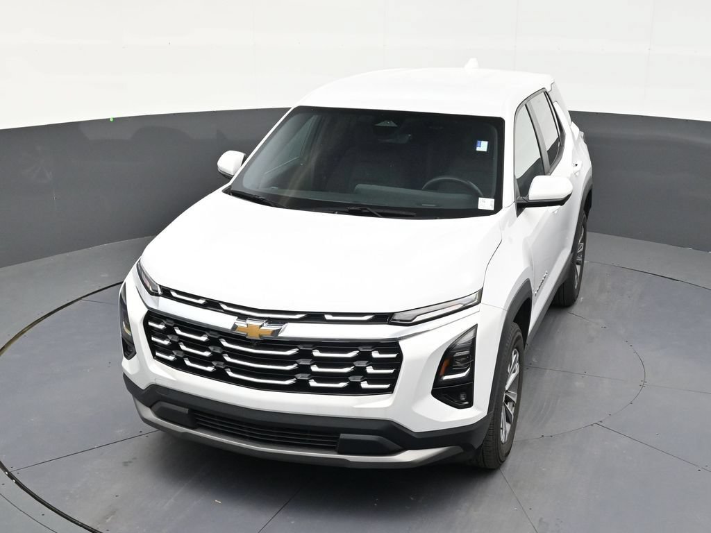 Used 2025 Chevrolet Equinox LT w/ Safety and Technology Package FWD image 19