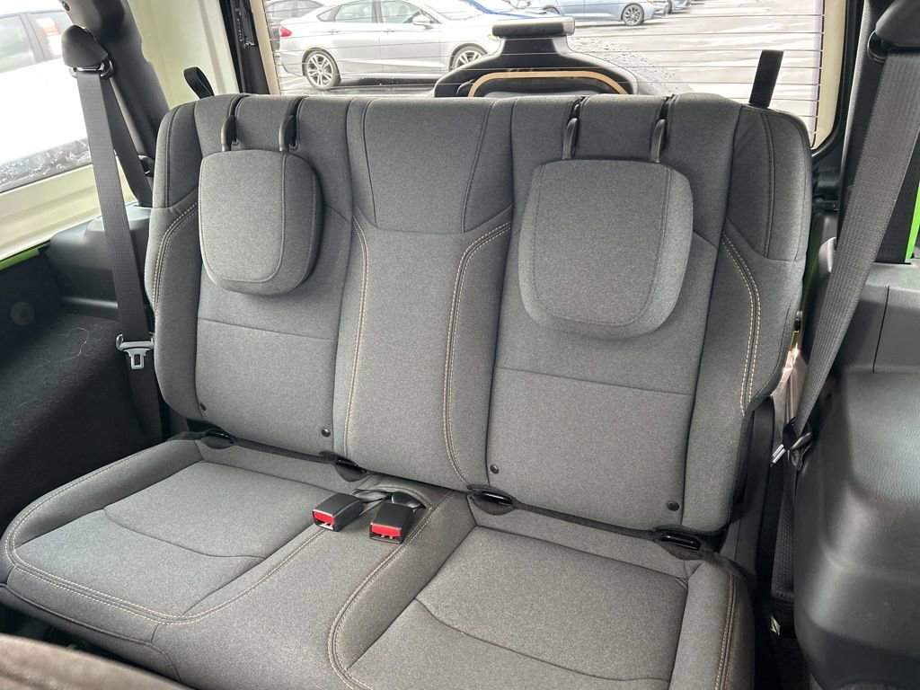 Used 2025 Jeep Wrangler Sport image 16