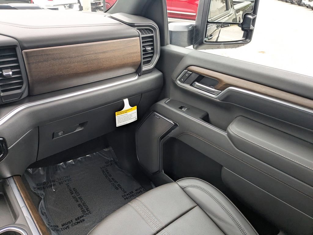 Certified 2026 Chevrolet Silverado 2500 High Country w/ High Country Premium Package image 16