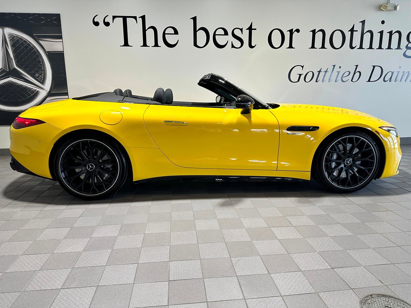 Certified 2025 Mercedes-Benz SL 43 AMG image 3