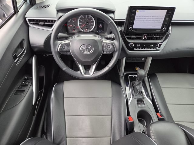 Used 2022 Toyota Corolla Cross LE AWD/4WD image 22