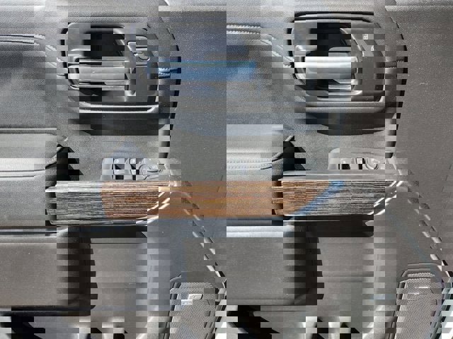 Used 2021 GMC Sierra 1500 Elevation image 18