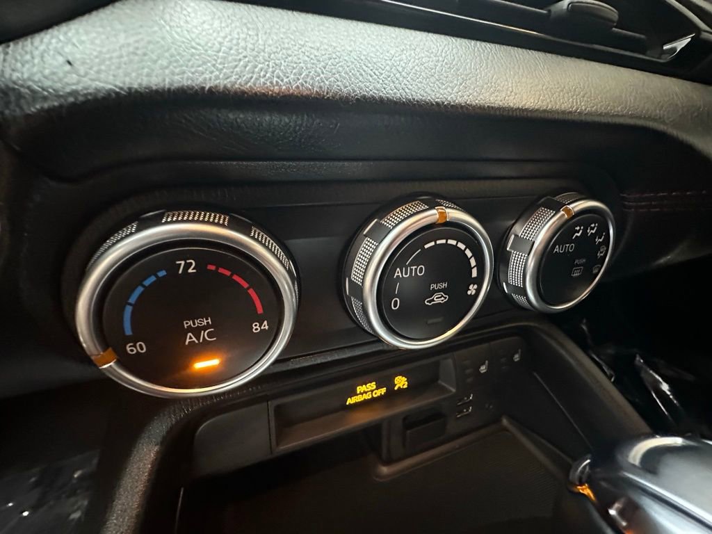 Used 2018 MAZDA MX-5 Miata Grand Touring image 31