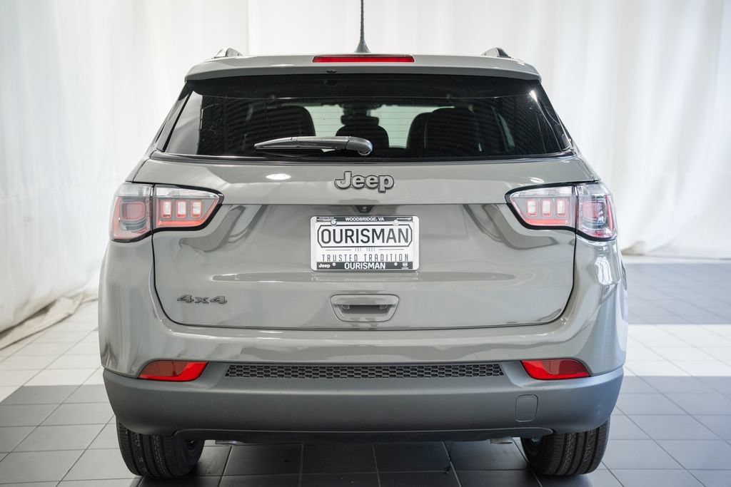 New 2026 Jeep Compass Latitude AWD/4WD image 5