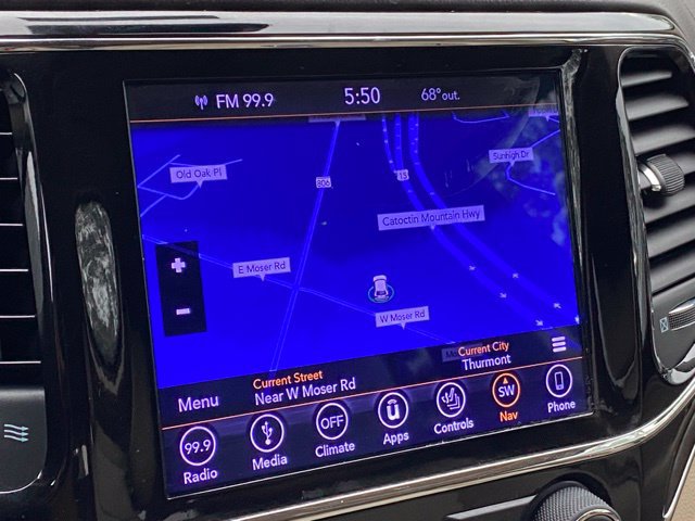 Used 2019 Jeep Grand Cherokee Overland AWD/4WD image 18
