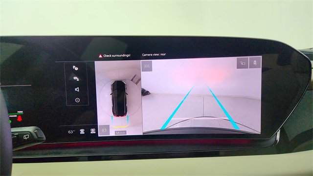 Used 2025 Audi Q6 e-tron Premium Plus w/ Premium Plus image 45