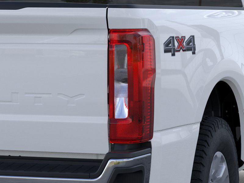 New 2025 Ford F250 XLT image 21
