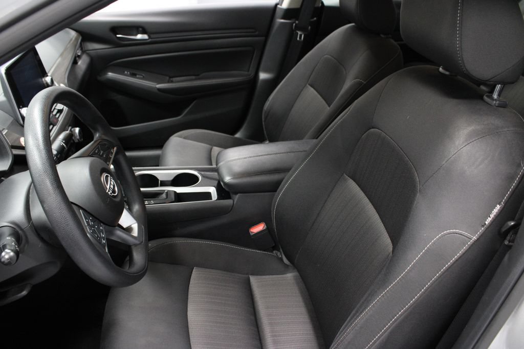 Certified 2024 Nissan Altima 2.5 SV FWD image 25