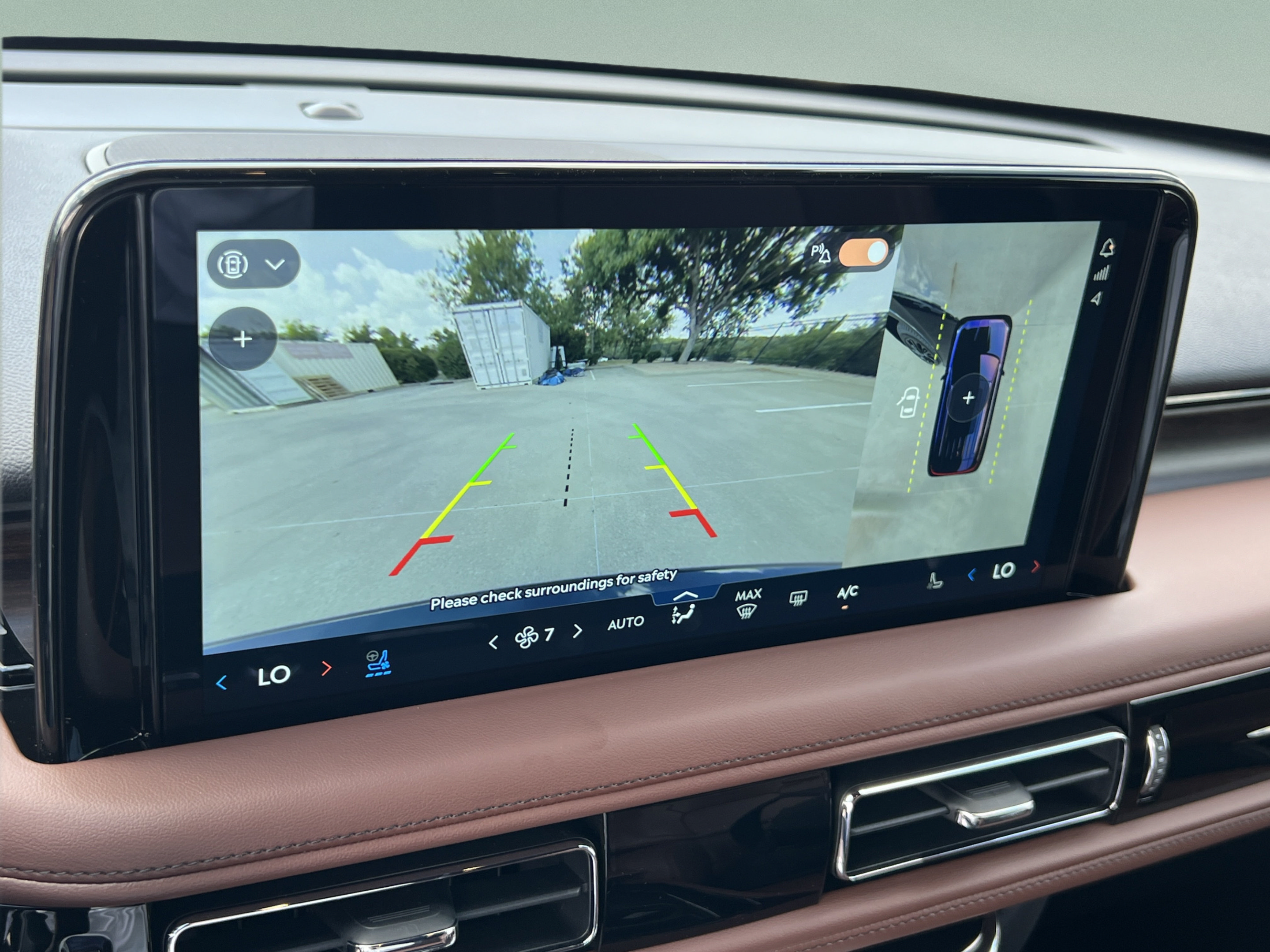 New 2026 Lincoln Aviator Reserve w/ Luxury Package RWD image 17