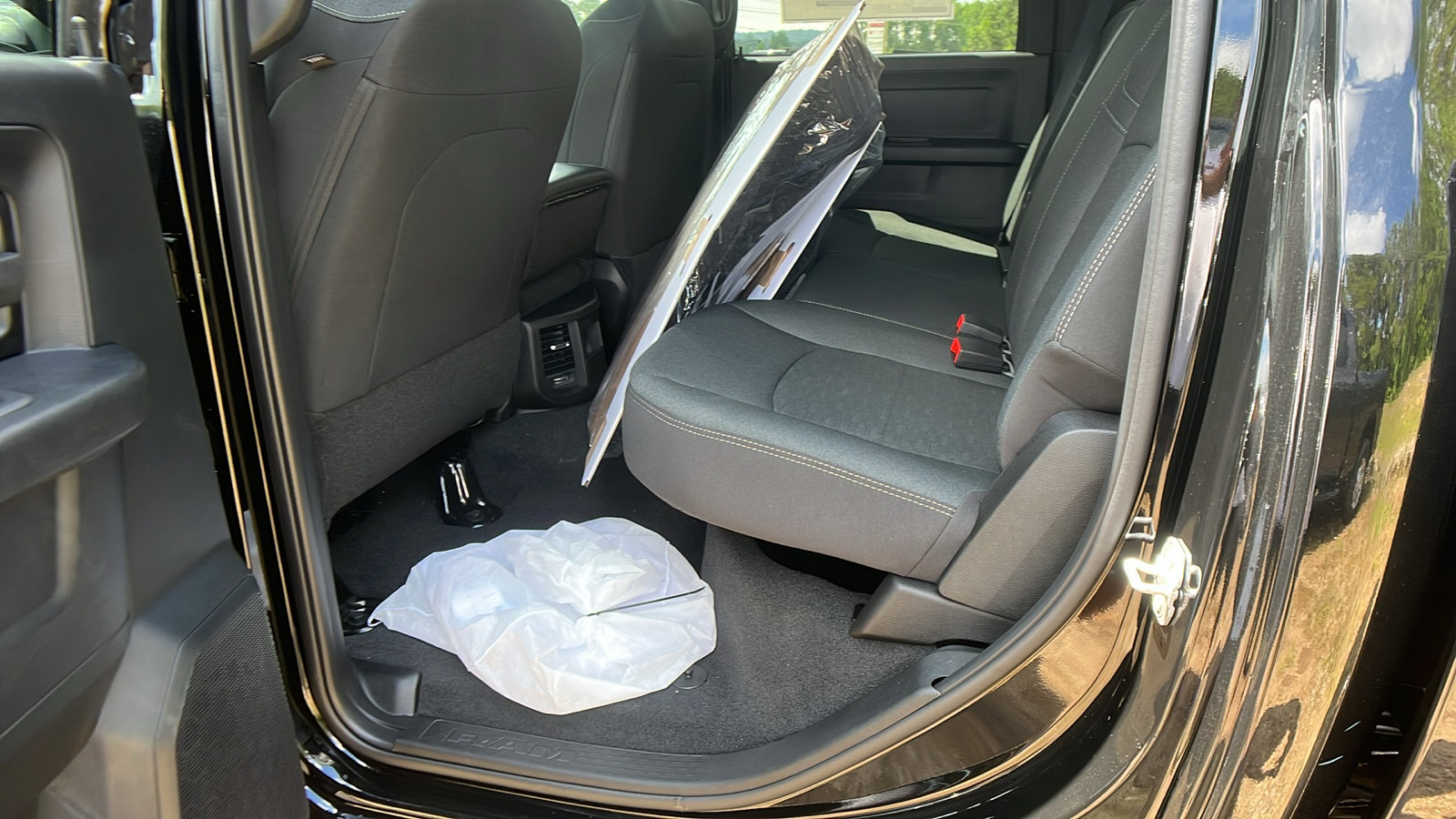 New 2025 RAM 2500 Tradesman image 19