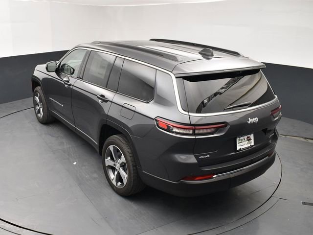 New 2025 Jeep Grand Cherokee L Limited w/ Luxury Tech Group II image 16