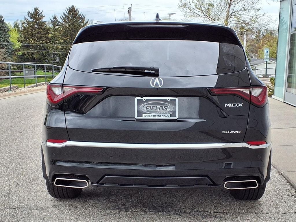 Used 2025 Acura MDX SH-AWD w/ Advance Package image 4