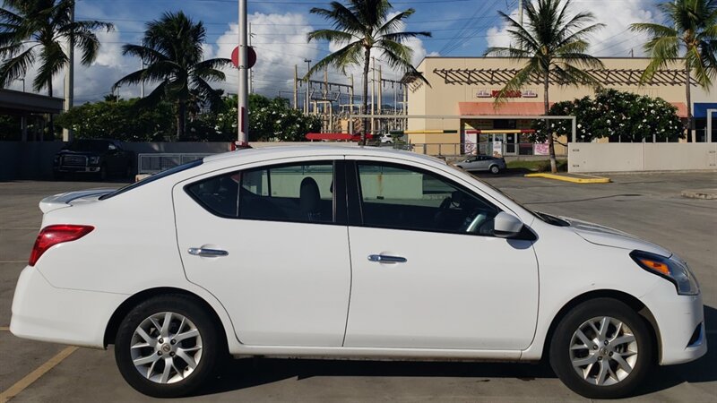 Used 2018 Nissan Versa SV w/ SV Special Edition Package FWD image 5