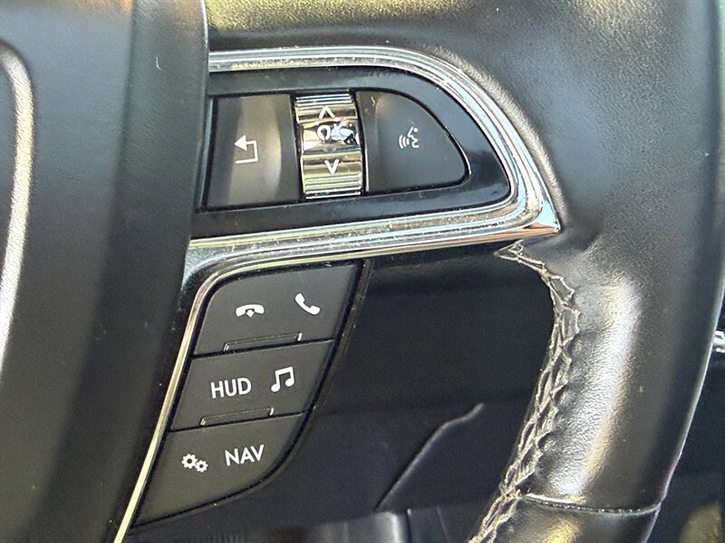 Used 2021 Lincoln Navigator Reserve w/ Luxury Package image 29