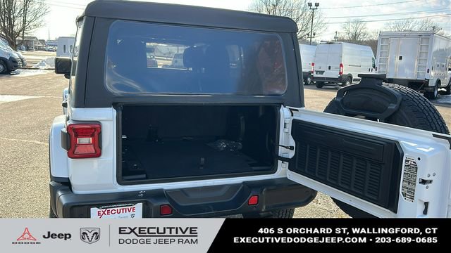 Used 2022 Jeep Wrangler Unlimited Sahara w/ Cold Weather Group image 23