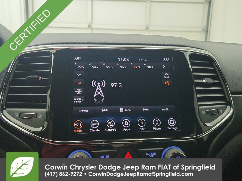 Used 2021 Jeep Grand Cherokee Laredo X AWD/4WD image 23