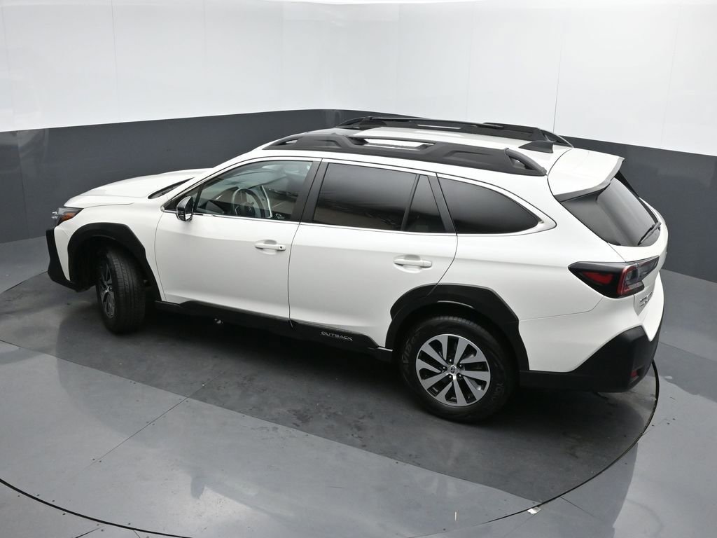 Used 2024 Subaru Outback Premium image 36