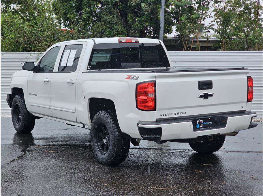 Used 2018 Chevrolet Silverado 1500 LT w/ All Star Edition AWD/4WD image 12