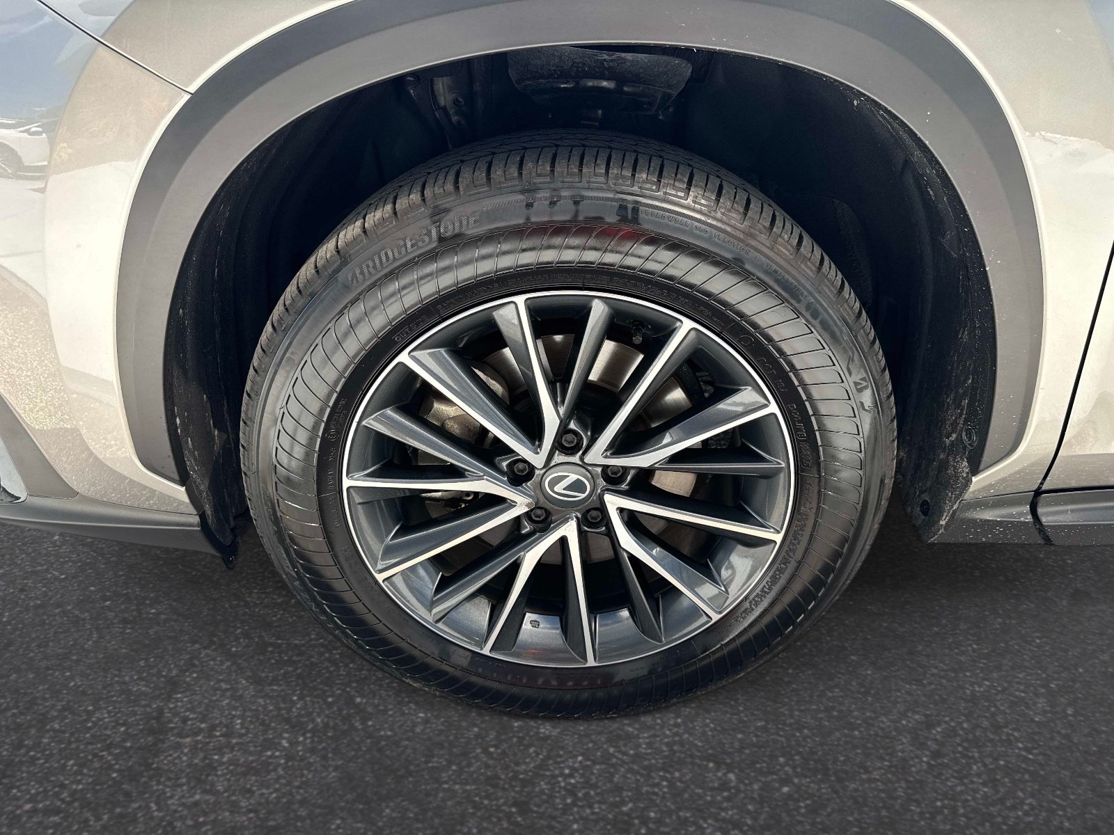 Used 2026 Lexus NX 350 AWD w/ Cold Area Package image 10