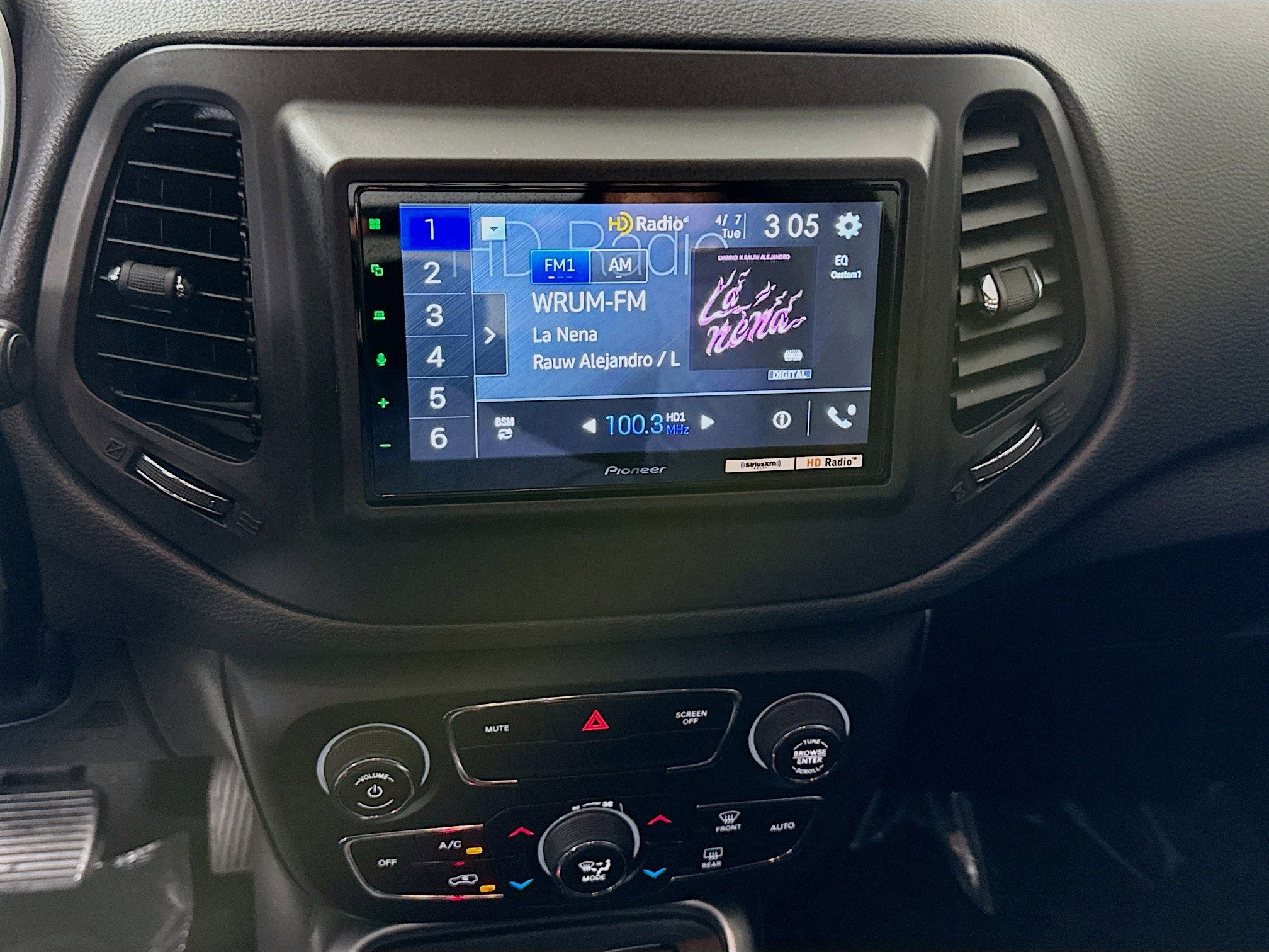 Used 2019 Jeep Compass Latitude w/ Popular Equipment Group image 18