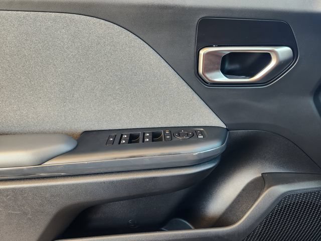 Used 2025 Kia K4 EX FWD image 24