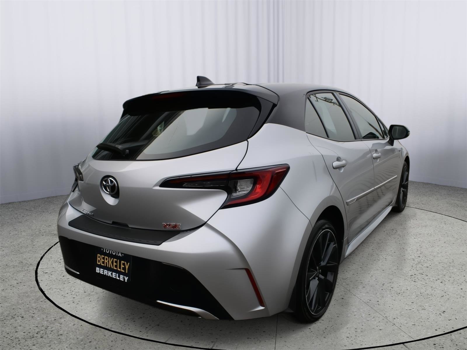 Used 2024 Toyota Corolla XSE image 8