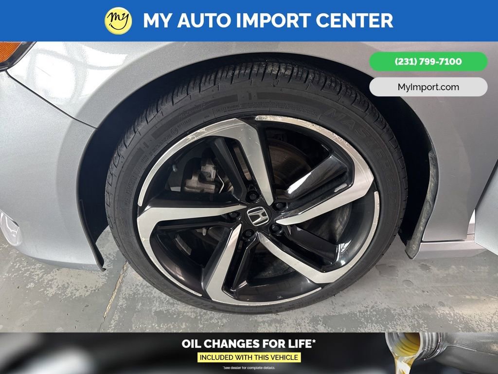 Used 2018 Honda Accord Sport image 9