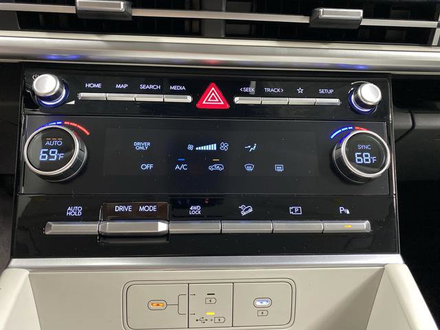 New 2026 Hyundai Santa Fe SE image 17