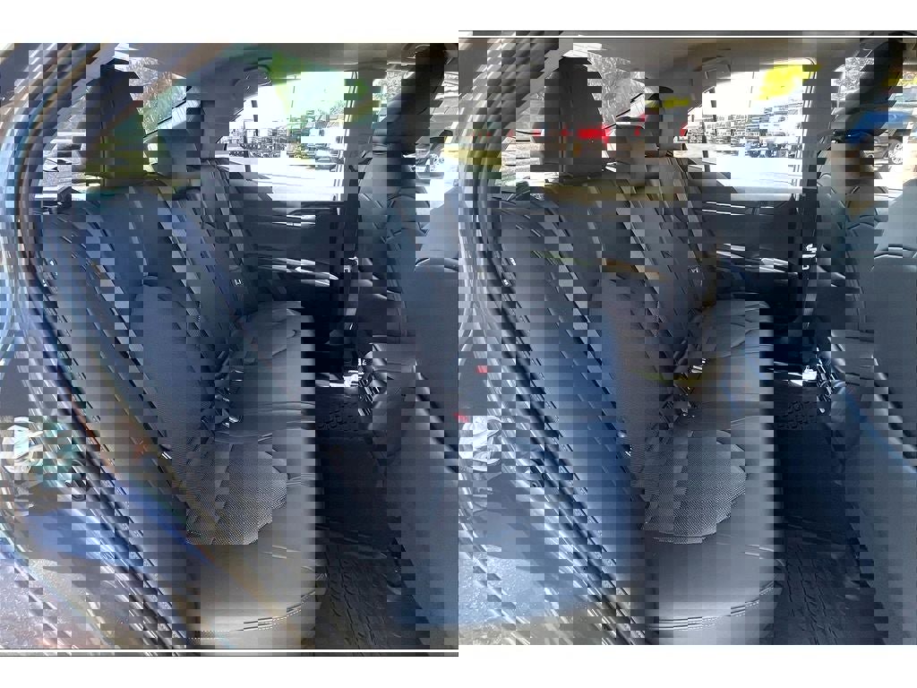 Used 2023 Toyota Camry XLE image 27