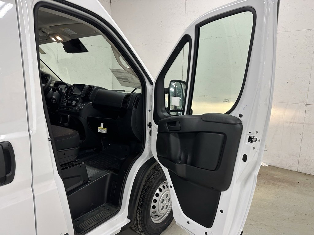 New 2024 RAM ProMaster 3500 w/ Convenience Group image 14