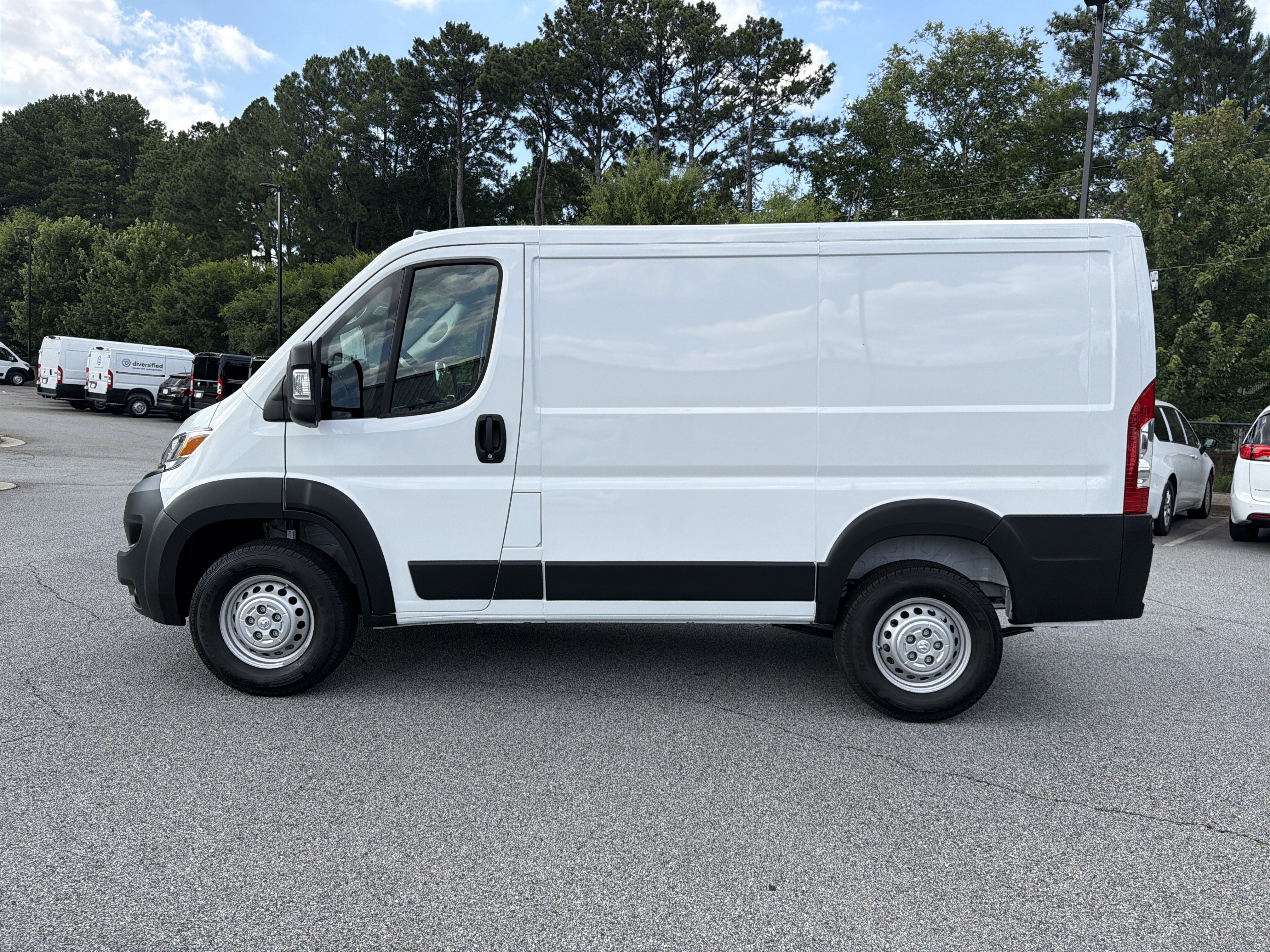 New 2026 RAM ProMaster 1500 w/ Convenience Group FWD image 4