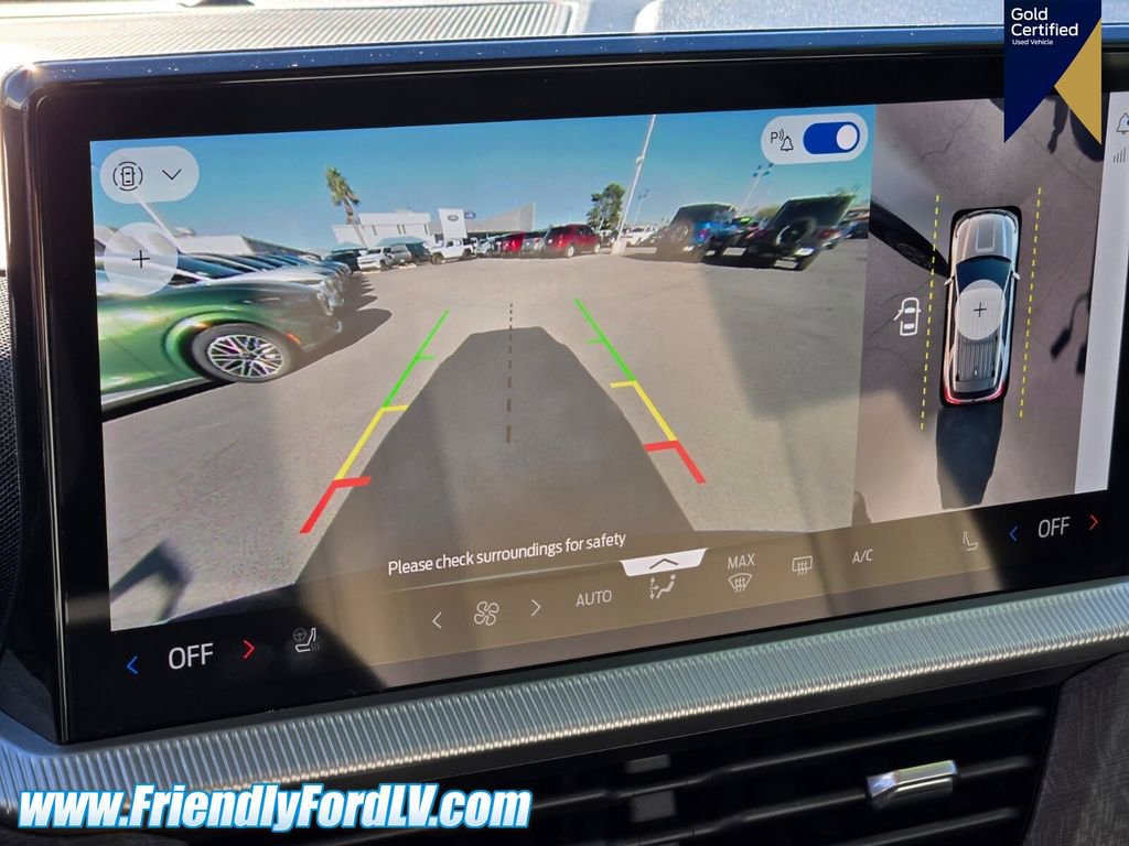 Certified 2025 Ford Explorer Platinum w/ Ultimate Package image 21