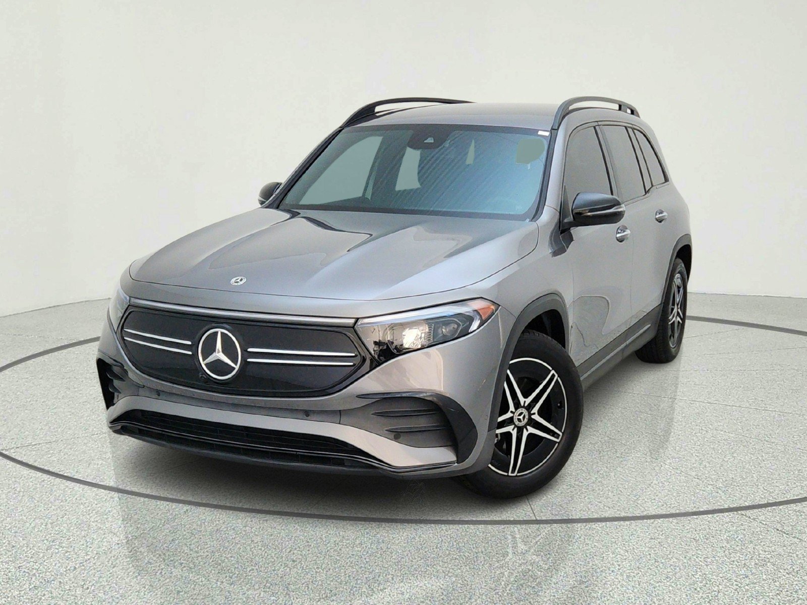 Certified 2023 Mercedes-Benz EQB 300 4MATIC image 2