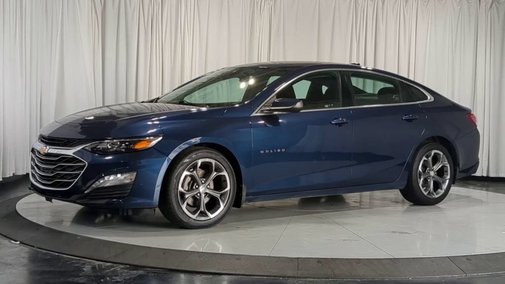 Used 2020 Chevrolet Malibu LT FWD image 5