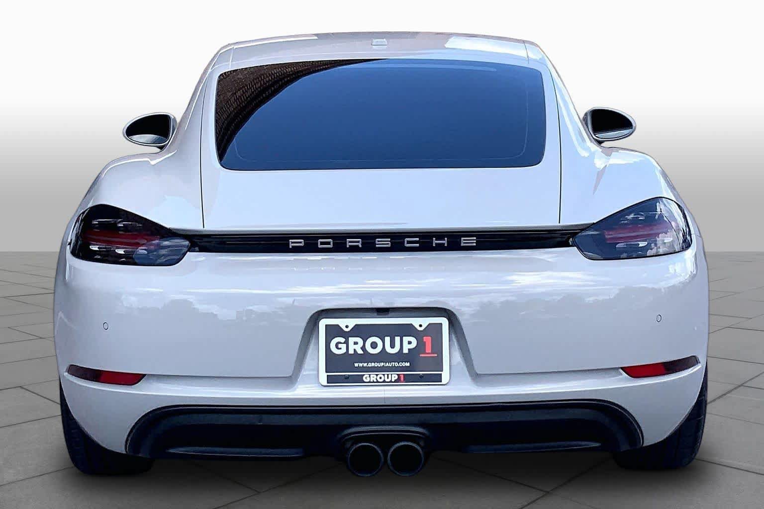 Used 2021 Porsche 718 Cayman RWD image 5