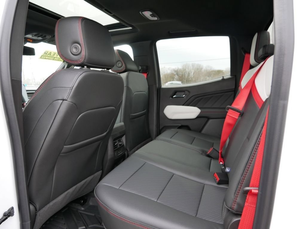 New 2026 GMC Canyon AT4X AWD/4WD image 9