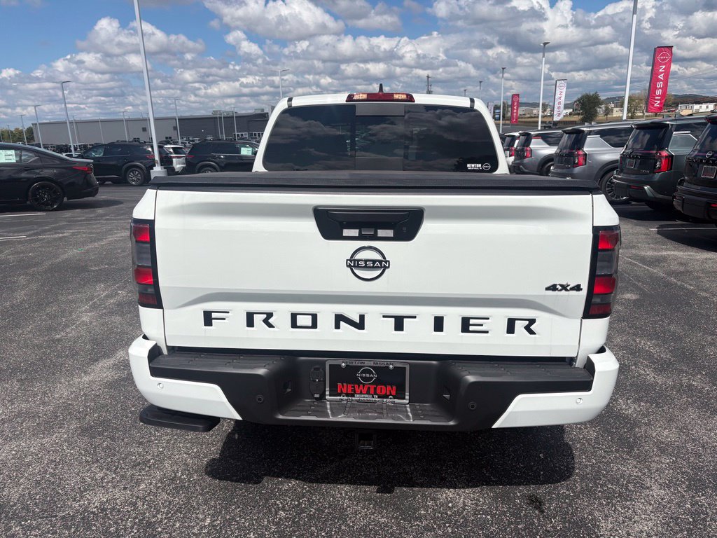 New 2026 Nissan Frontier SV w/ Tow Package AWD/4WD image 4