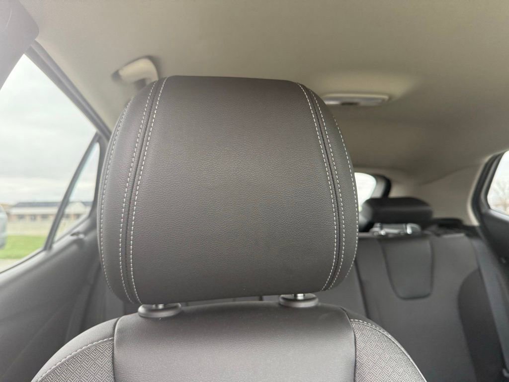 Used 2025 Buick Encore GX Preferred image 33